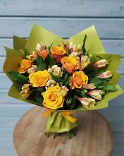 Букет цветов из:  Альстромерии и Розы в Юрты