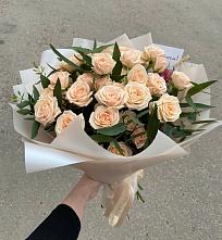 Букет Кремовые розы Латте в Юрты