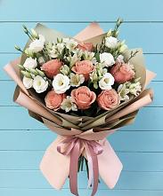 Букет цветов из:  Розы, Альстромерии и Лизиантусы в Юрты