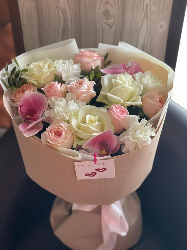 Букет цветов из: Орхидеи, Розы и Гвоздики в Юрты