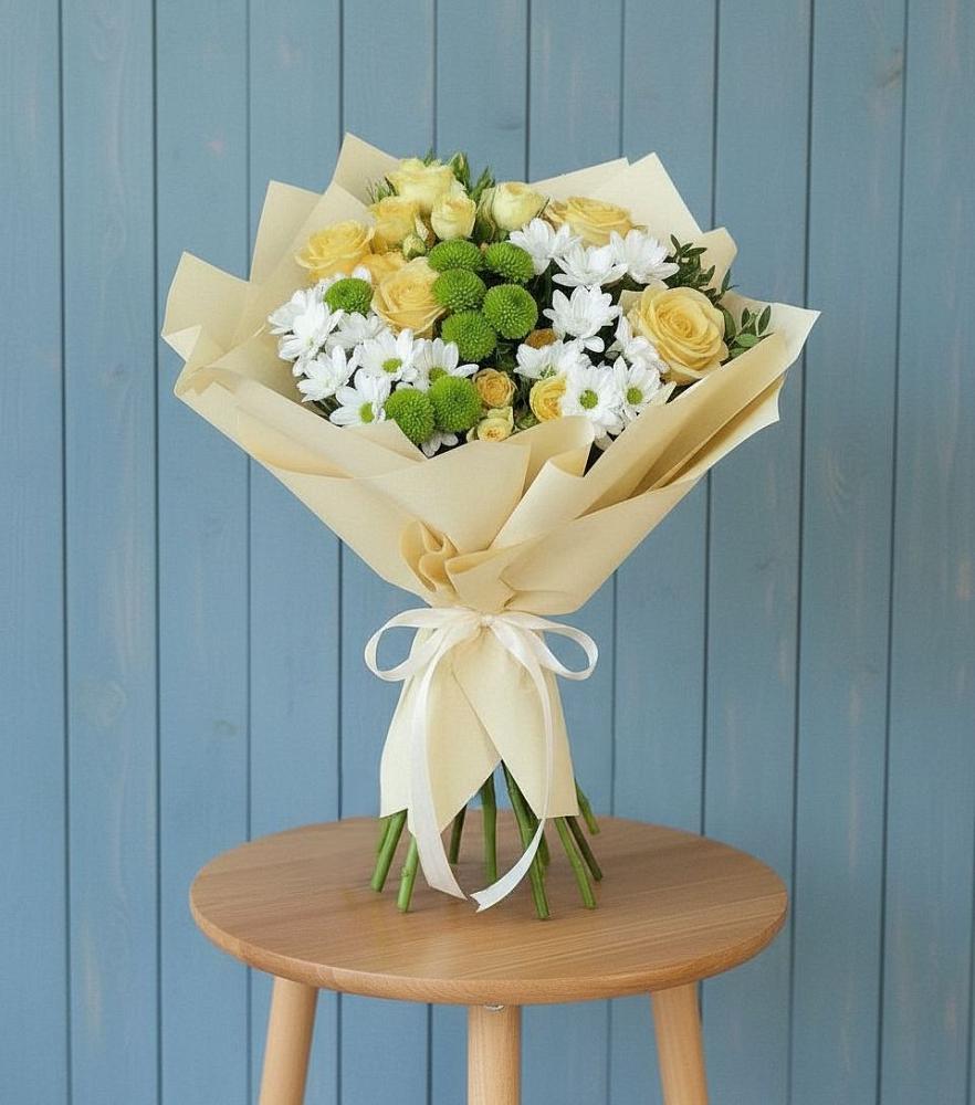 Букет цветов из: Хризантемы и Розы в Юрты