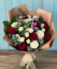 Букет цветов из:  Розы и Альстромерии в Юрты