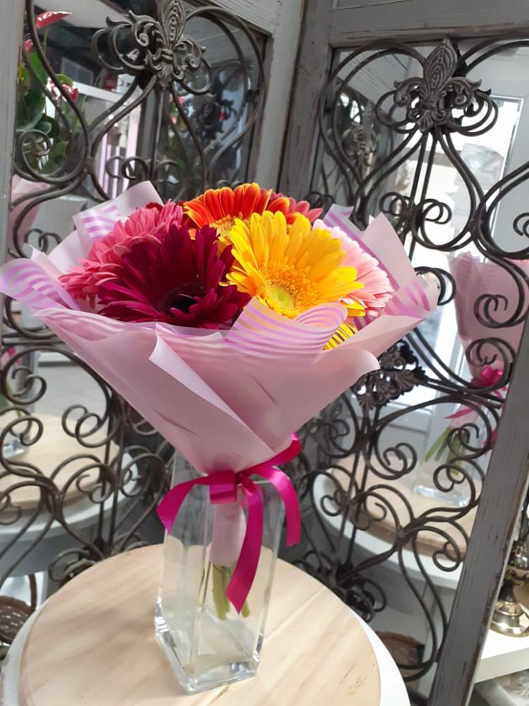 Букет цветов из: Герберы в Юрты