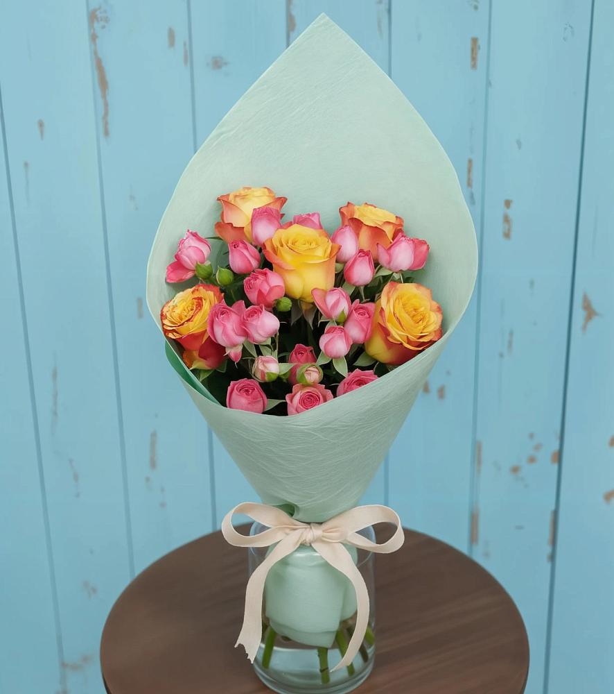 Букет цветов из: Розы в Юрты