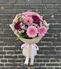 Букет цветов из:  Герберы и Хризантемы в Юрты