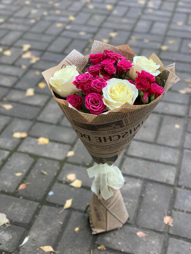 Букет цветов из: Розы в Юрты
