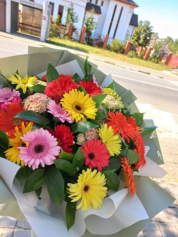 Букет цветов из: Герберы в Юрты
