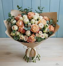 Букет цветов из:  Альстромерии и Розы в Юрты