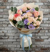 Букет цветов из:  Розы, Лизиантусы и Гвоздики в Юрты