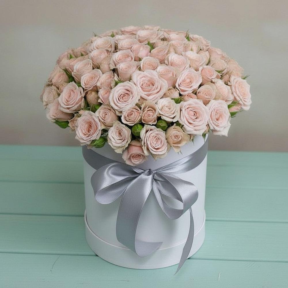 Цветочная композиция из Розы в шляпной коробке в Юрты